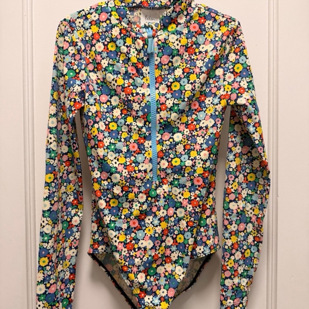 Mini Boden Colorful Flower One Piece Rashguard
